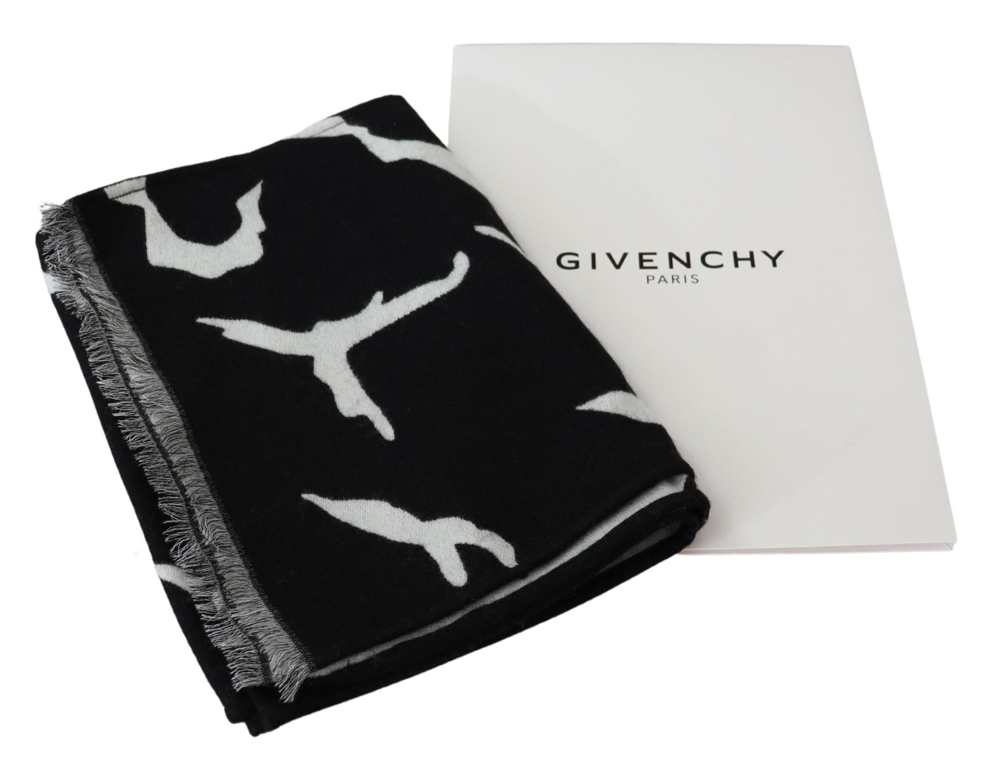 givenchy-classic-black-white-scarf