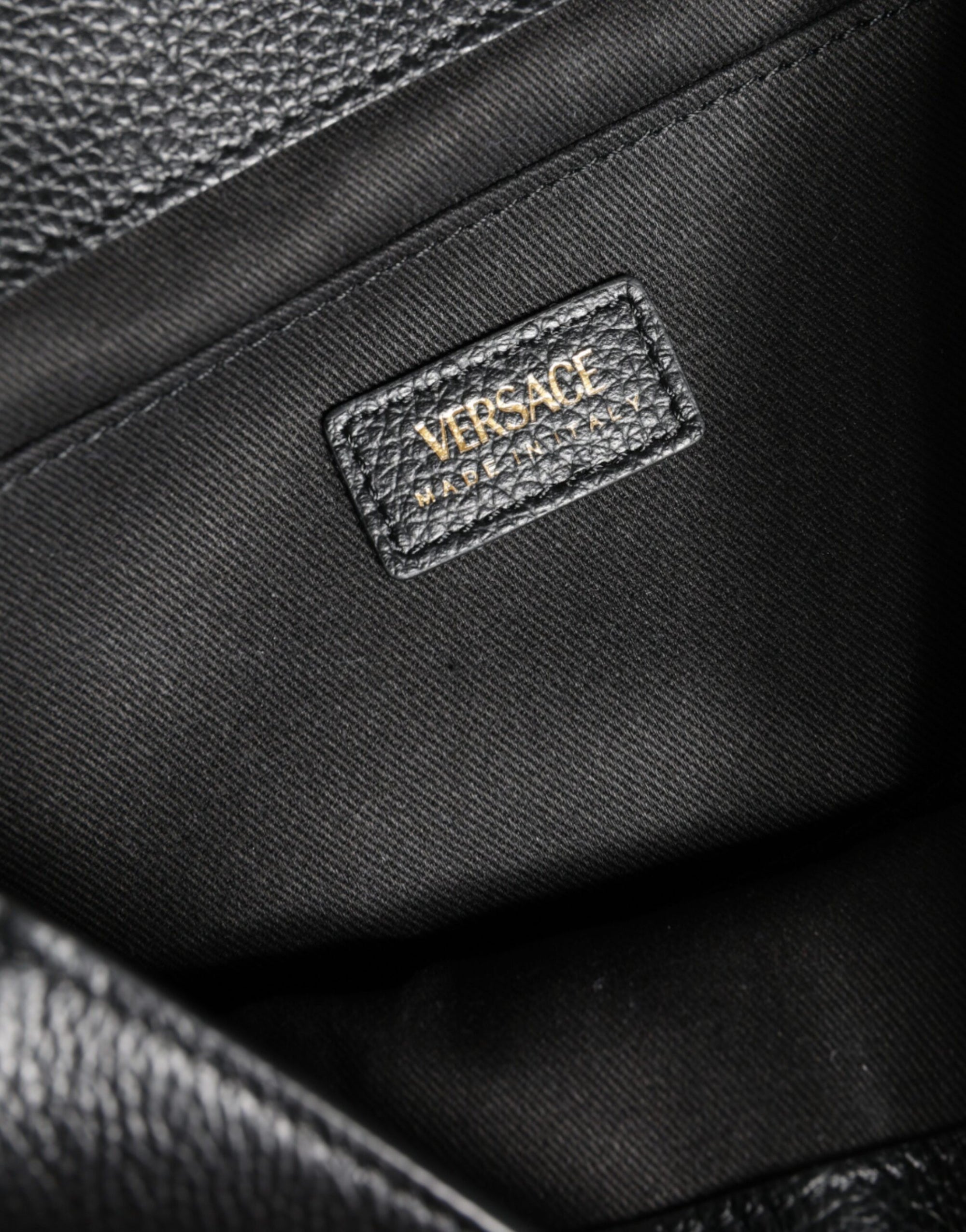 versace-black-grainy-calfskin-leather-crossbody-logo-detail