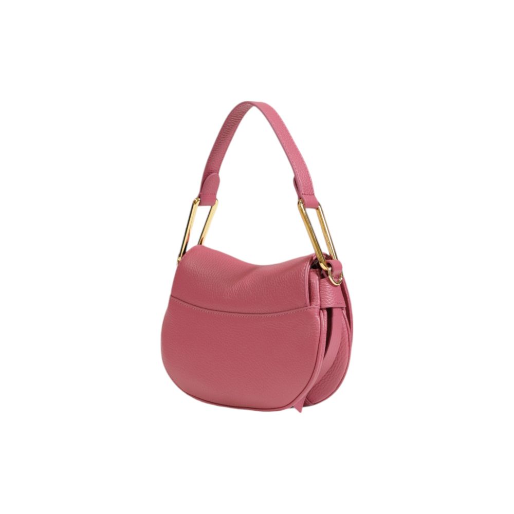 shoulder-bag-closeup-pink-coccinelle