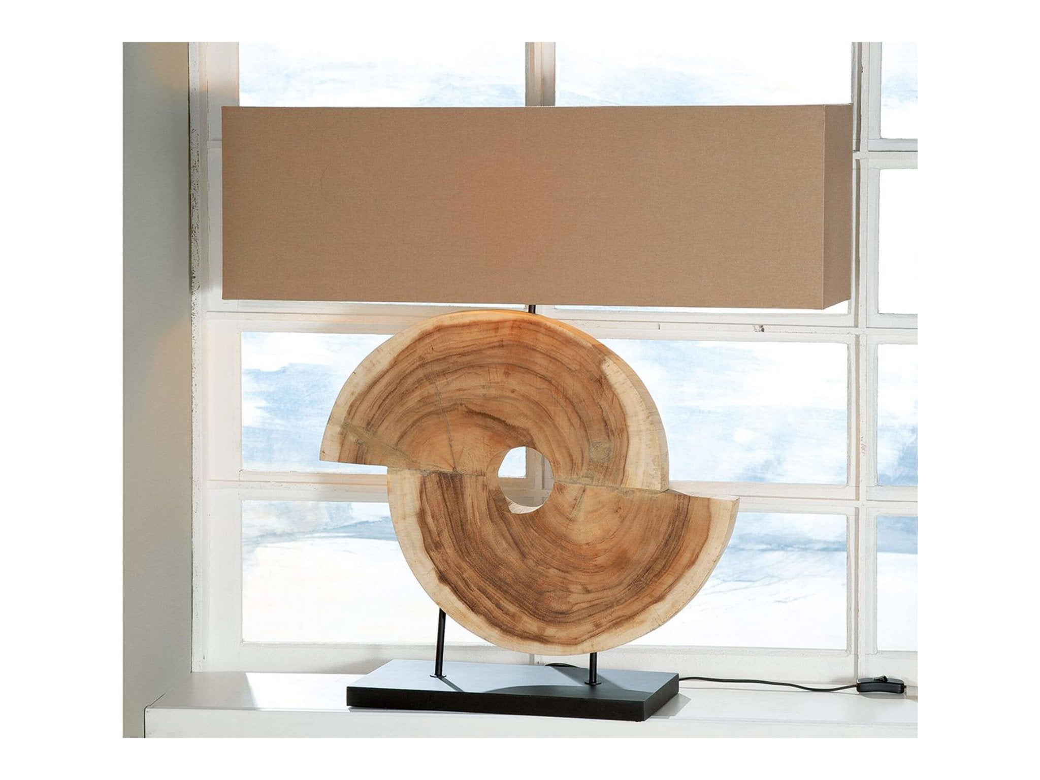 Geometric design tafellampen kopen in natuurlijk hout
